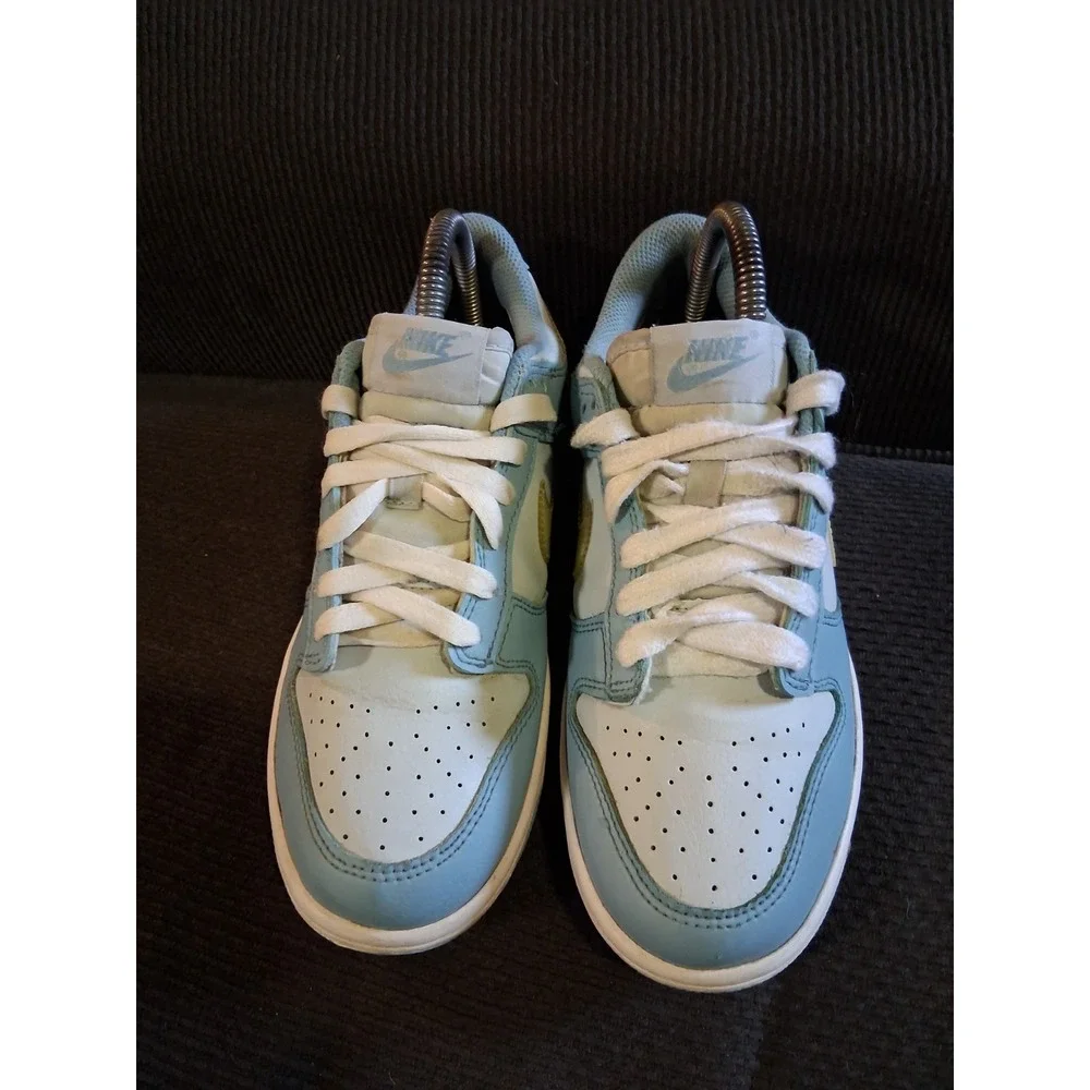 Nike Dunk Low Youth Size 5Y Women 6.5 DH9765-401 Aura Clear Blue Training Shoes - Picture 2 of 8